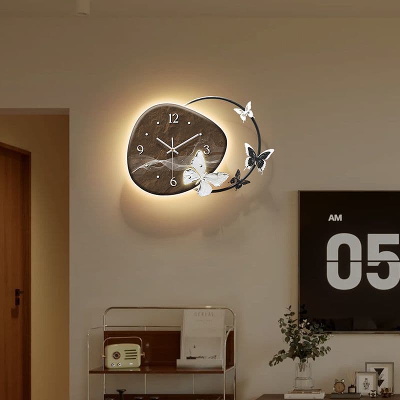 Modern Minimalist 2025 New Model Hanging Living Room Background Wall High-end Elegant Artistic Clock