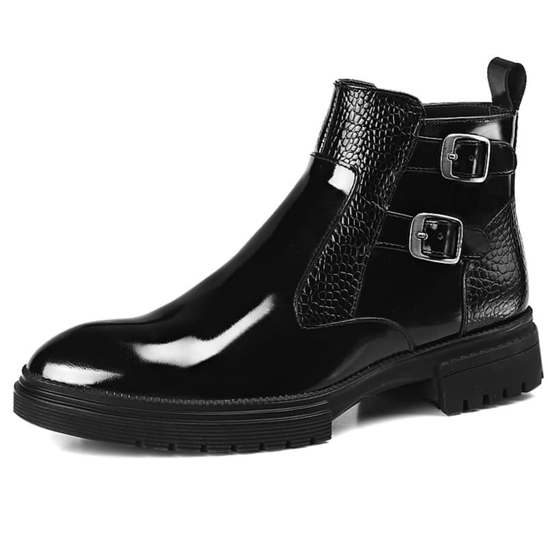 Men's high-top leather boots with thick soles