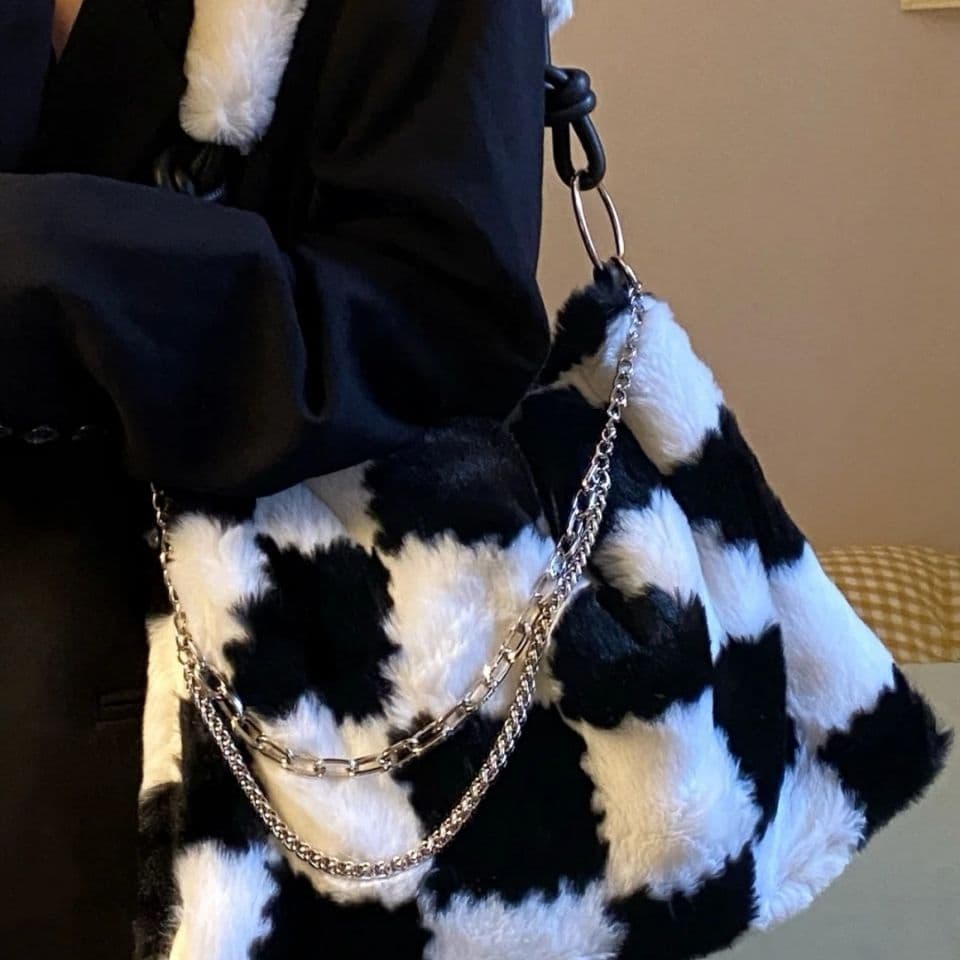 Y2K Spicy Girls Chessboard Checker Small Crowd Tote Large Capacity One Shoulder Portable Plush Bag Tide Autumn And