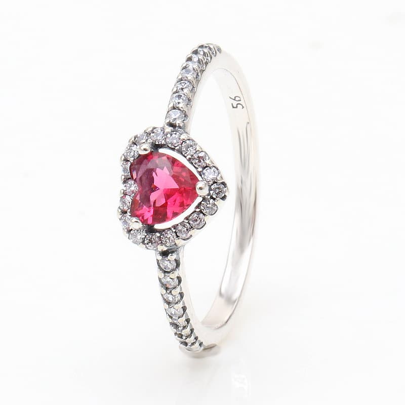 New White Copper Shining Luxurious Red Heart Ring Female Light Luxury Noble Heart Diamond Stacking Ring Gift Female