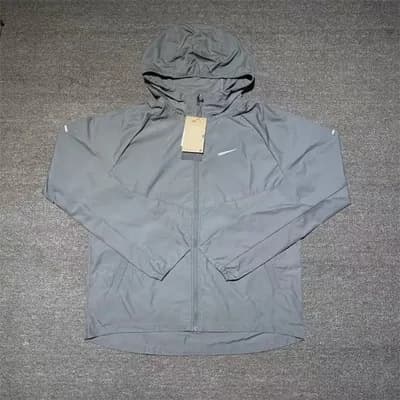 En stock - Veste tissée légère, respirante et à séchage rapide, style décontracté, à capuche, coupe ample, idéale pour la course et l'entra