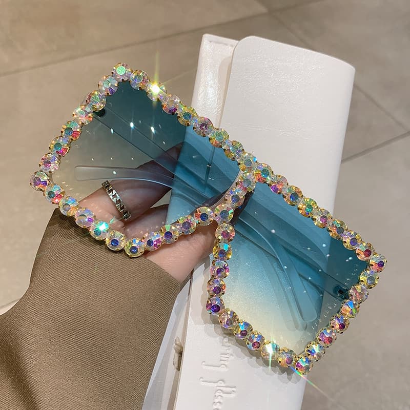 Hot Selling New Large Frame Personalized Diamond Inlaid With Cool Street Style, Slim And UV Resistant Sunglasses