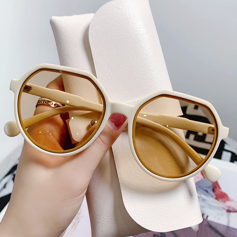 Lunettes de soleil marron style rétro pour femme, petite monture, lunettes de soleil blanches pour petit visage