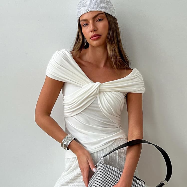 Women's Clothing summer fashion one shoulder short sleeved women's T shirt design twisted casual tops can be worn outside