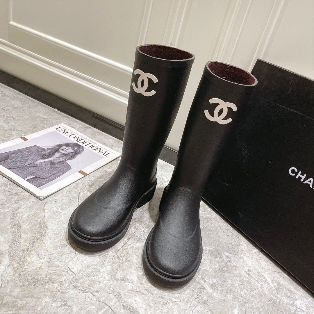 Bottes de pluie antidérapantes et imperméables, style classique, logo correct, version 1, sans coutures, neuves 2023.