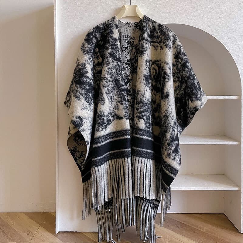 Europe and the United States retro cape shawl travel wear a cape with a brand name warm imitation cashmere scarf