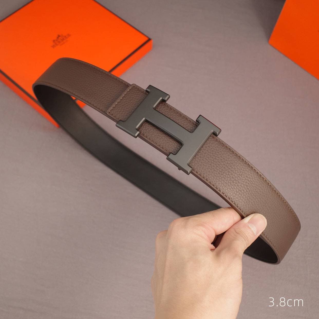 Ceinture d'affaires pour homme en cuir de vache de haute qualité, durable, classique et polyvalente, idéale pour les déplacements quotidiens, cade
