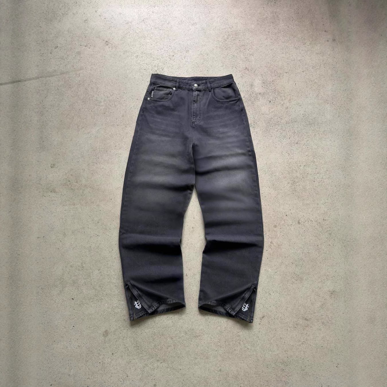 Men's Vintage Wash Jeans - Straight Leg Denim With Embroidered Details, Retro Streetwear Pants