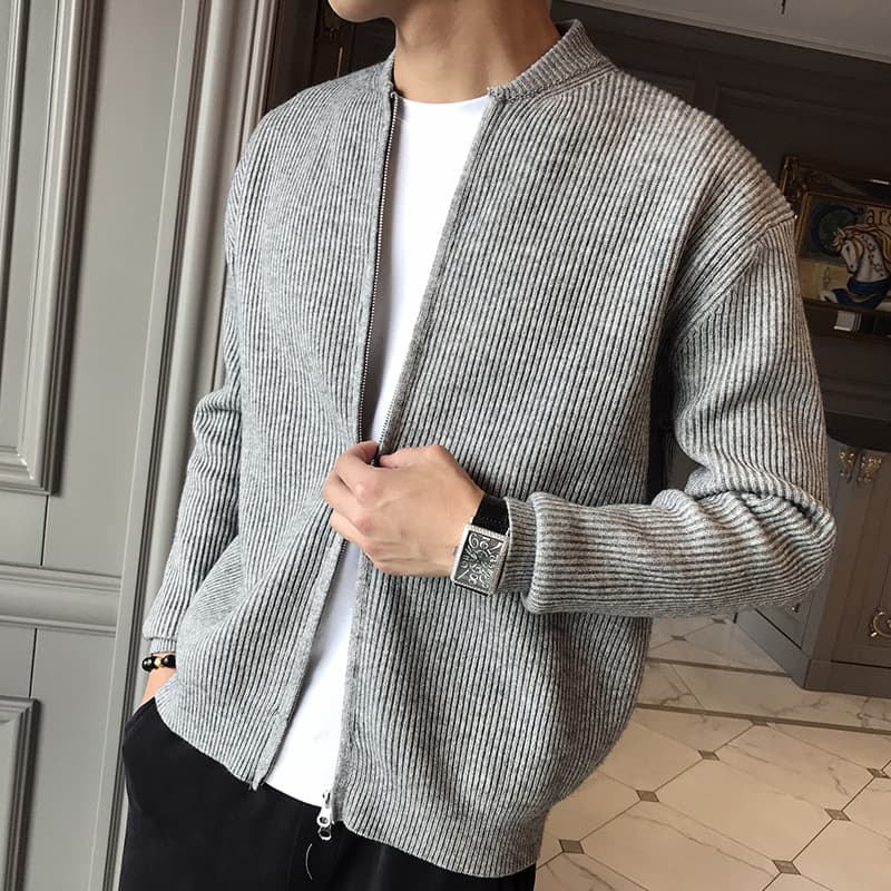 New autumn and winter collection: stand up collar sweater, men's stylish outerwear, V-neck knit sweater, cardigan