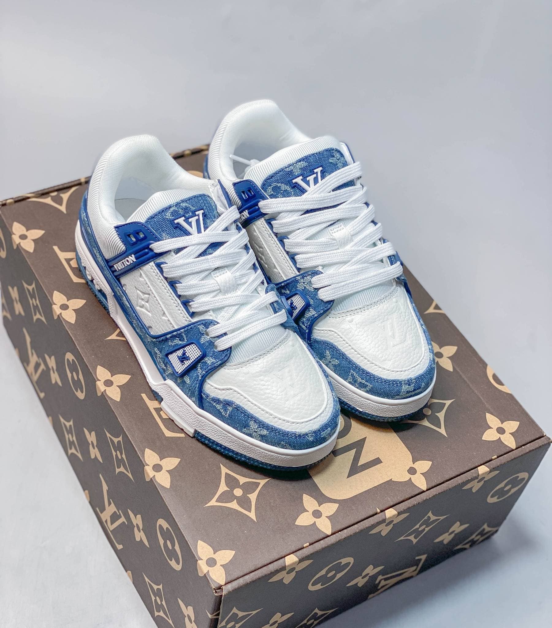 Chaussures de skate en cuir Louis Vuitton Remarque Low 2026 - Baskets streetwear de luxe haut de gamme, unisexes, semelle en caoutchouc antidérapant