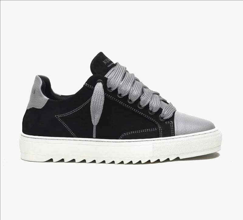 Chaussures de sport unisexes numériques décontractées blanches à lacets de haute qualité, style européen et américain populaire.