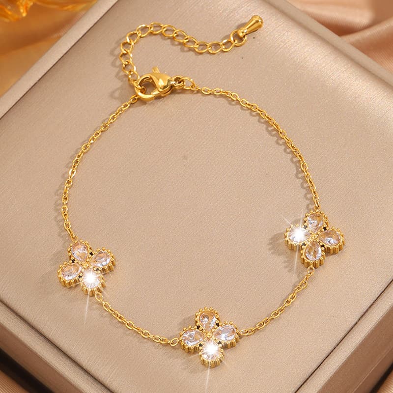 Fashion Inlaid Water Drop Diamond Four-Leaf Clover Bracelet For Women, Light Luxury Niche Titanium Steel Bracelet,