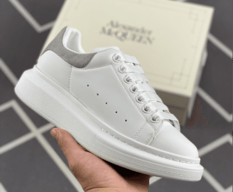 MQueen Petites Chaussures Blanches Version Haute Semelle Épaisse Rehaussée En Velours Noir Queue Plateforme Chaussures Classiques Décontractées T