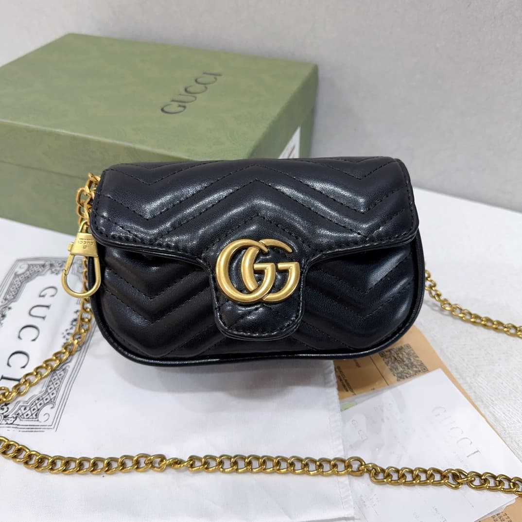 Sac bandoulière matelassé en cuir pour femme, mini sac à rabat avec logo doré