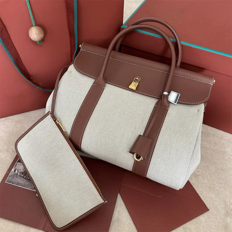DSGUTWO Large Capacity Shoulder Tote Bag Grainy Leather Handbag For Travel Soft Shape From Mainland China