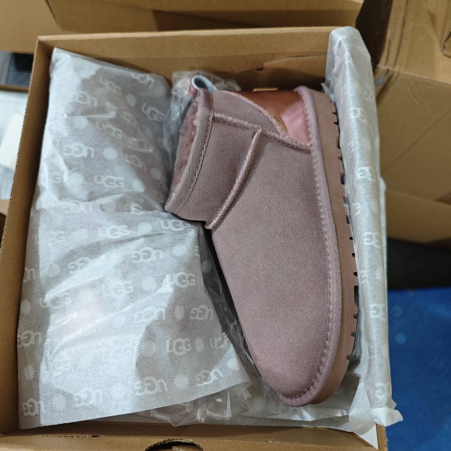 Bottes classiques ultra mini pour femmes, bottes de neige chaudes d'hiver, bottes en peau de mouton