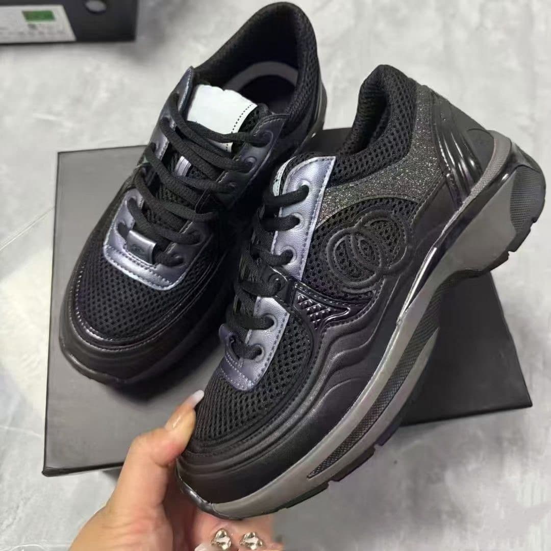 Nouvelles chaussures de course antidérapantes Curb Couple à semelle épaisse et color block