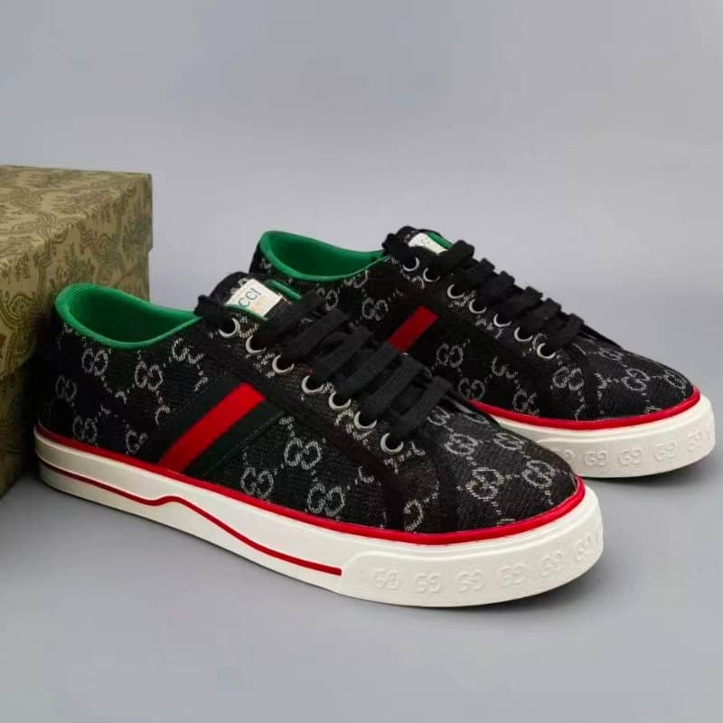 Petites chaussures blanches Guccii : chaussures de sport de luxe pour hommes et femmes, chaussures décontractées, chaussures de prestige Guccii Te