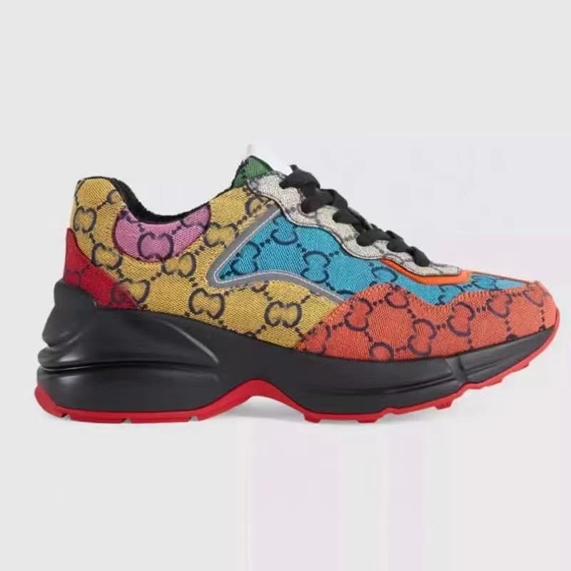 Nouvelle couleur avec la couleur des yeux presbytes surélevée dans des semelles épaisses pour hommes et femmes du même style Baskets décontract