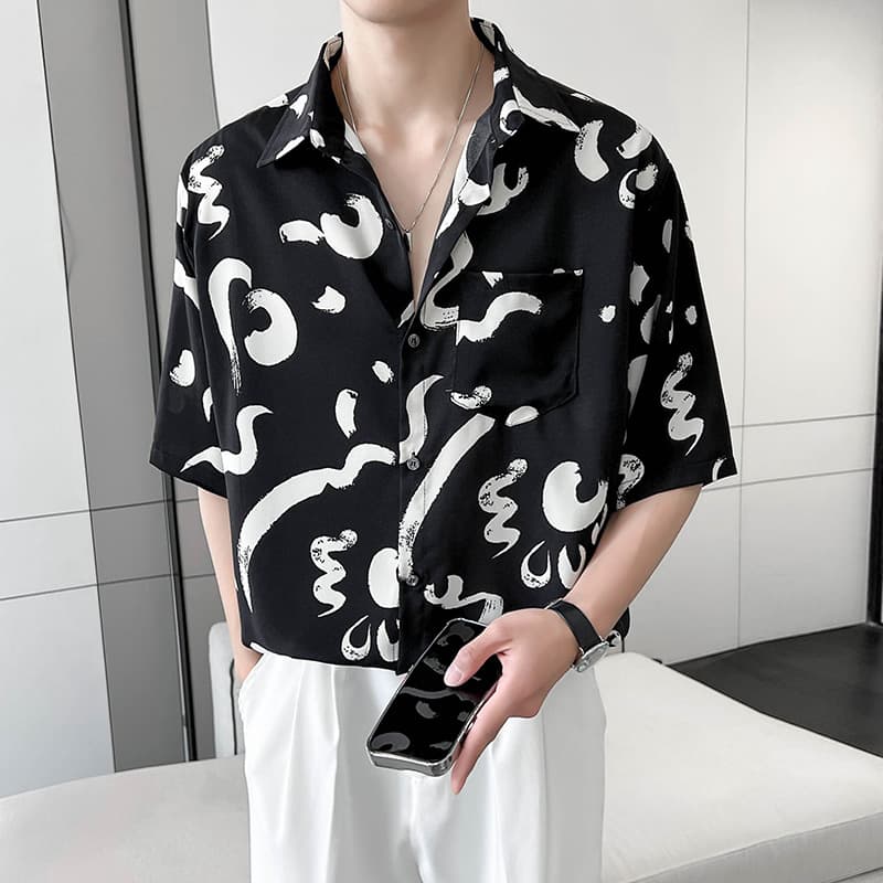 Shirt top, thin and loose in summer, trendy print with leopard print for men's casual, niche, ruffian and handsome Hong Kong style