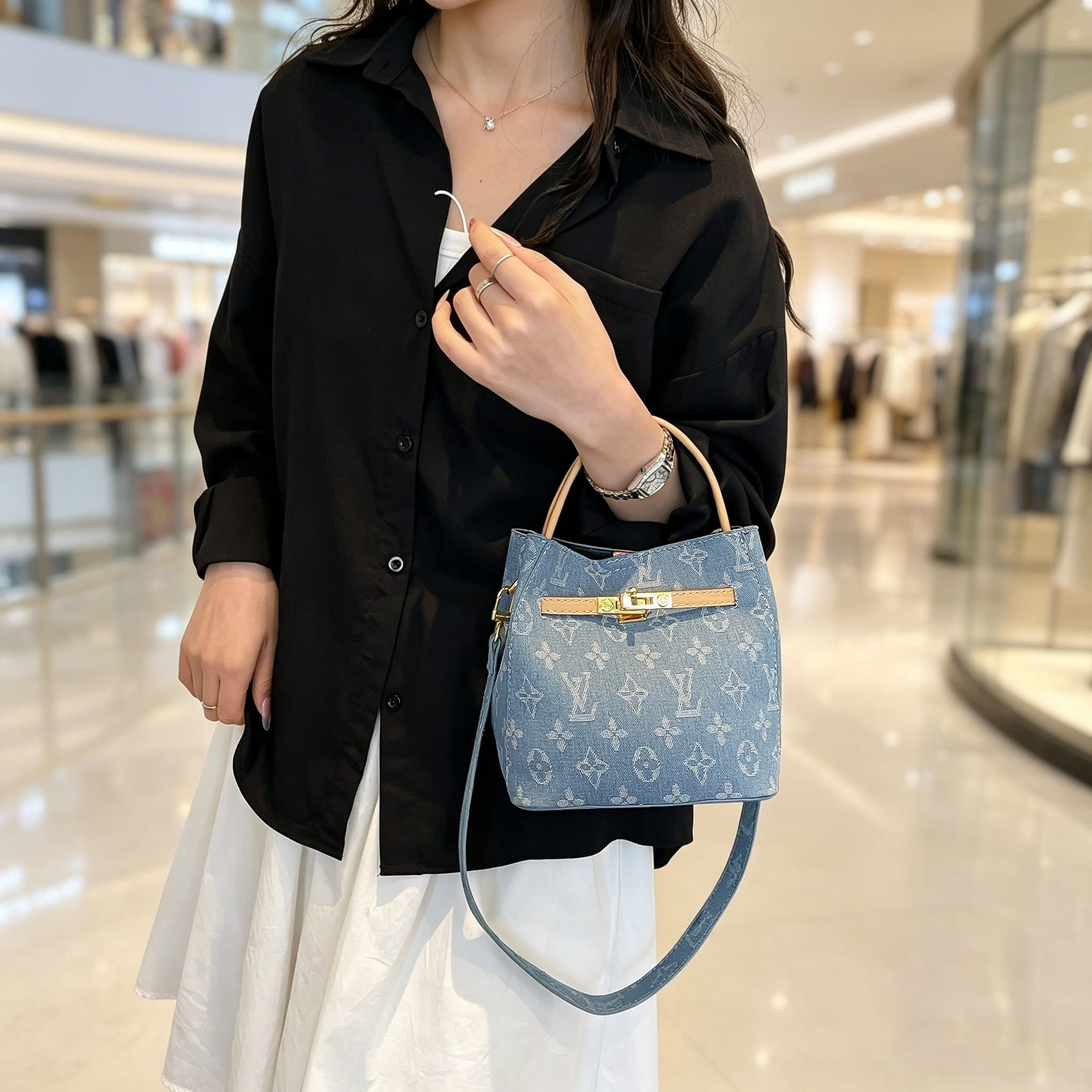 Sac bandoulière mini seau pour femme, monogramme vintage, fermoir renforcé, cuir résistant, avec pochette amovible et 2 bandoulières détachables