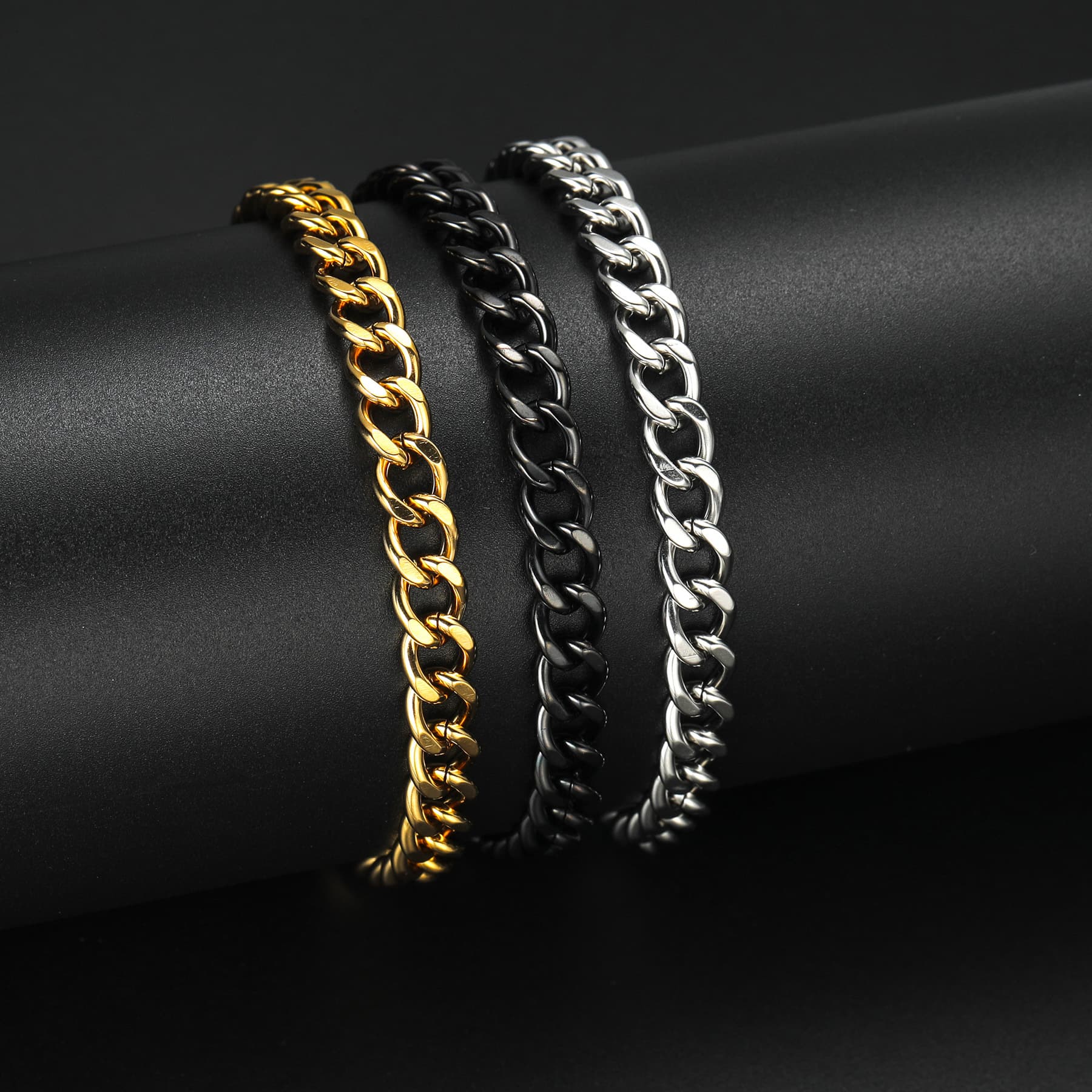 24 New Hip-Hop Style Titanium Steel Cuban Chain Bracelet Xiyin Hot Sale