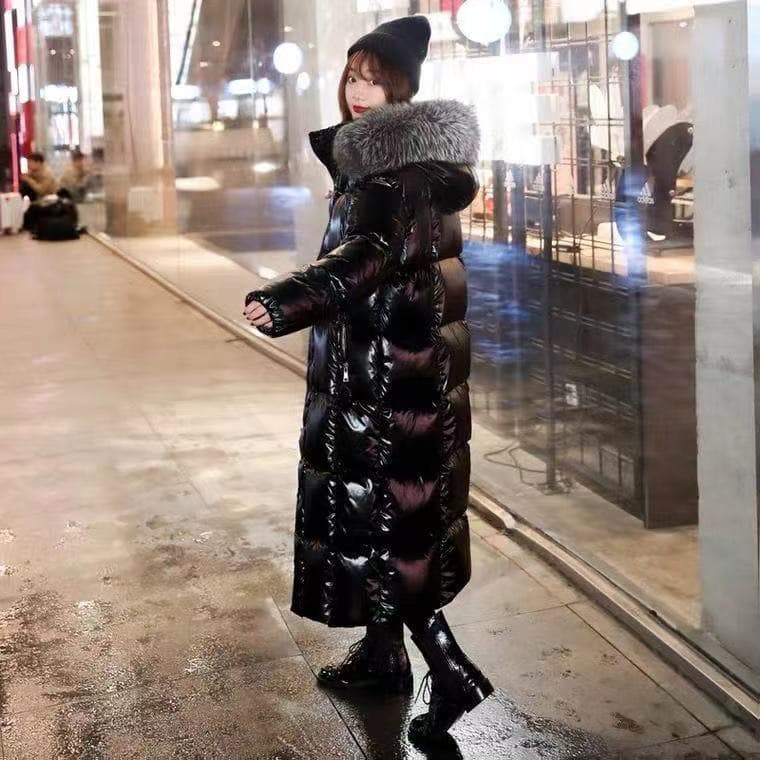 Women's padded jacket Warm jacket padded jacket over the knee long padded jacket black bright face super thick fur collar padded jacket