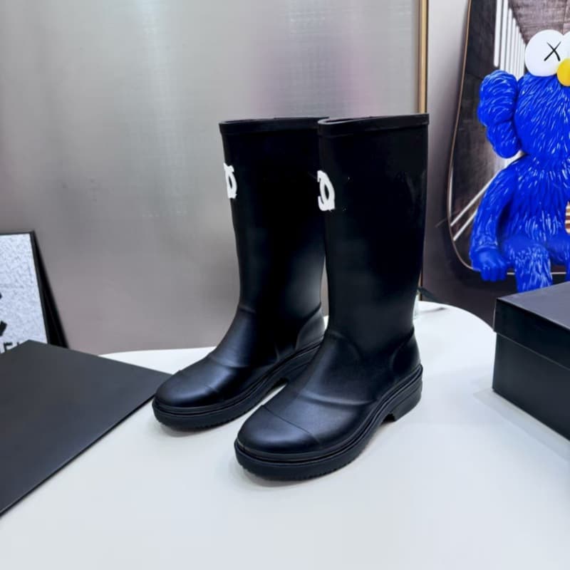 Bottes d'été Little Chael Style Rai noires à bout rond, montantes, imperméables et antidérapantes, en cuir Geuie.