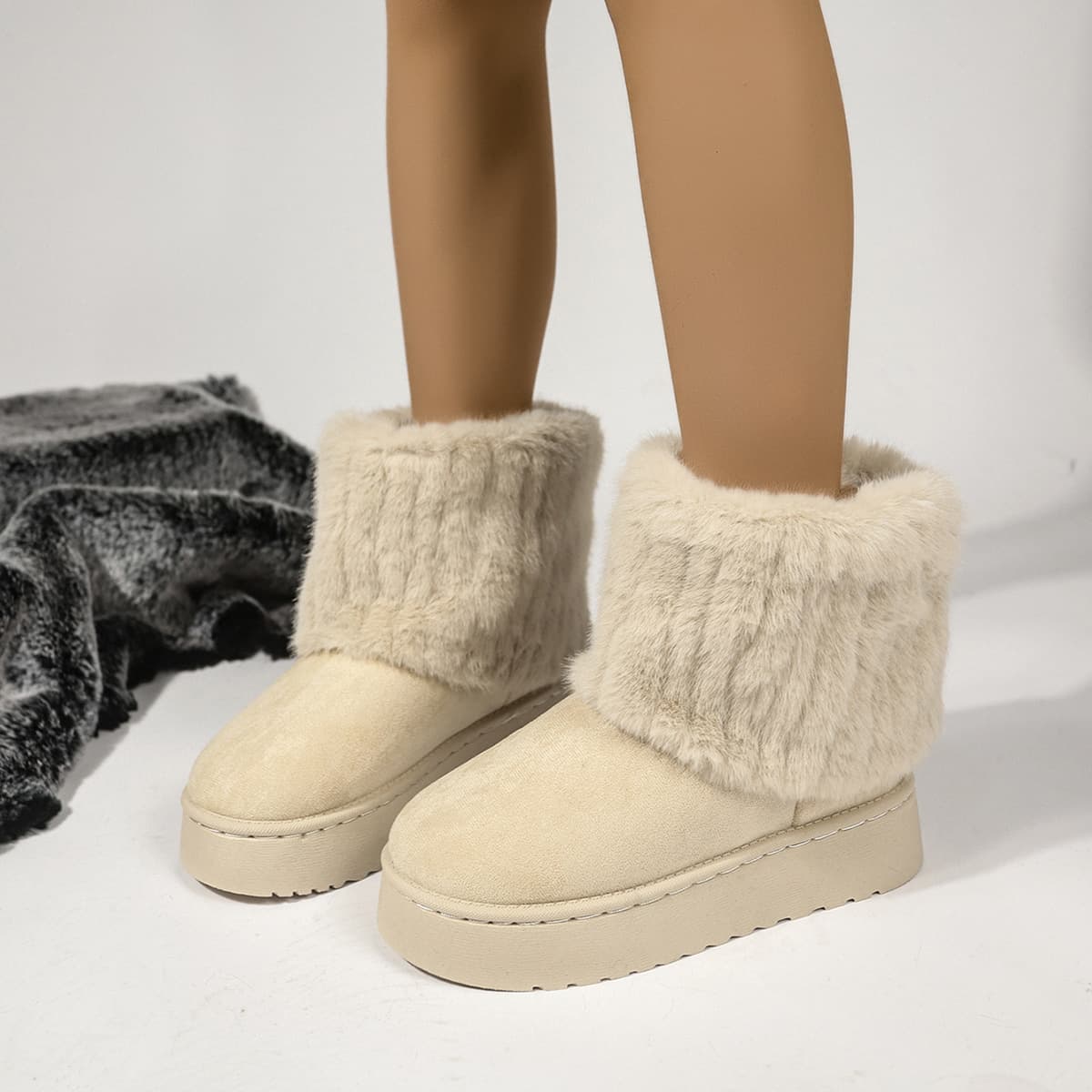 New thick bottom round head fur pants boots short Le network red casual all-match female snow boots