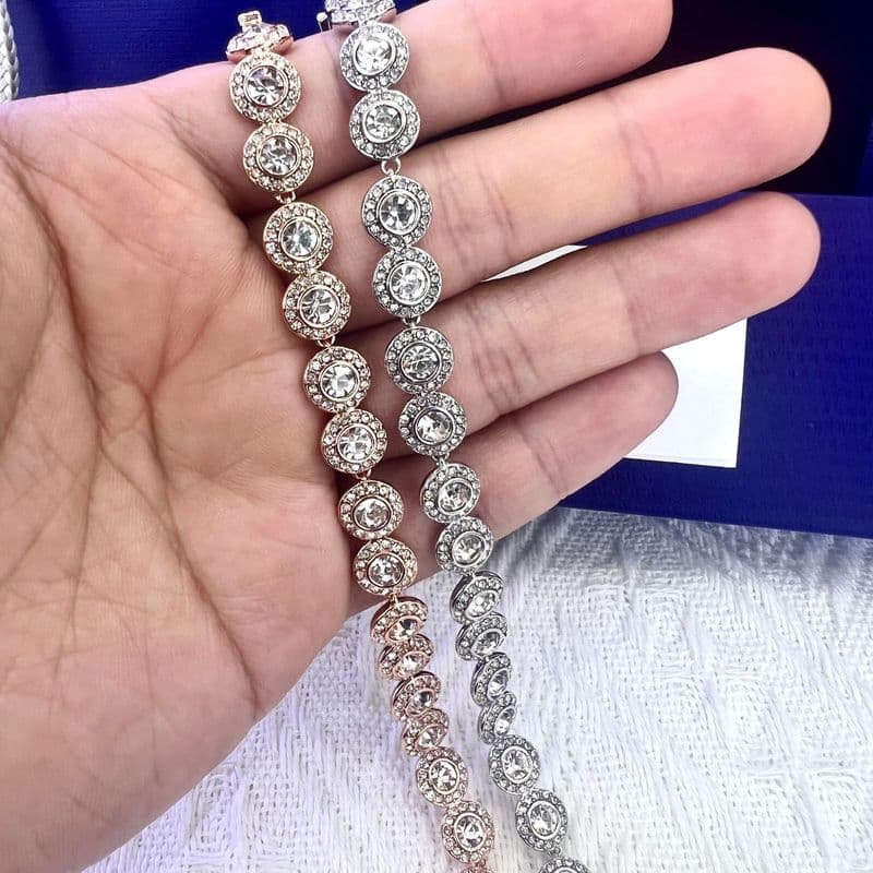 Charming And Dazzg Roman Round Button Full Dia Bracelet