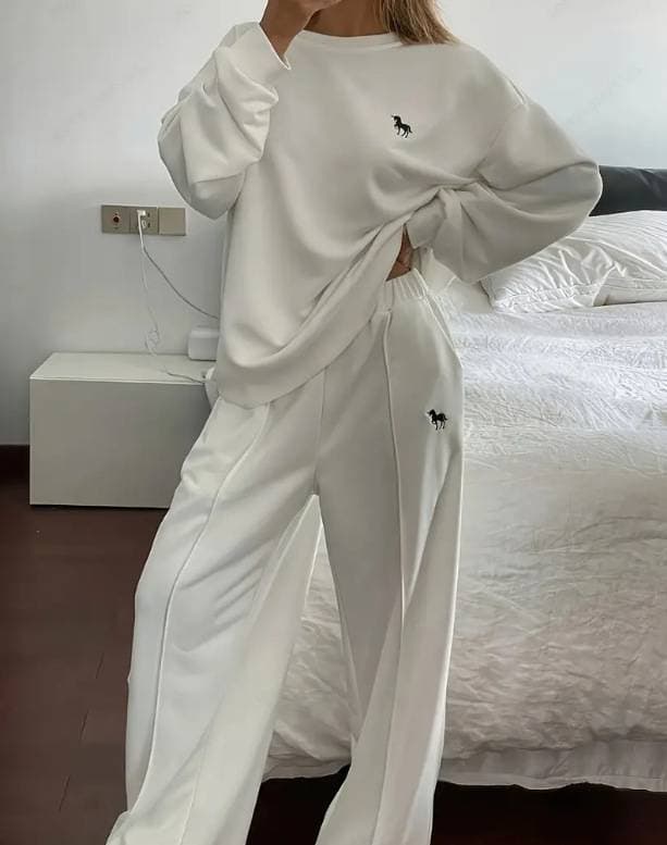 Trendy Women's Sportswear Set For Spring And Autumn - Casual, Youthful, Versatile, Loose-fitting Sweatshirt And Sweatpants Two-Piece Set