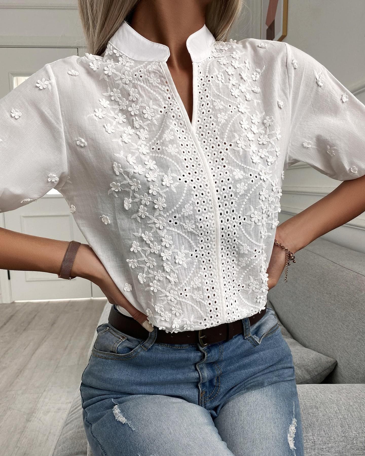 Women's Clothing New V-neck Stand-up Collar Embroidered Lace Top Shirt