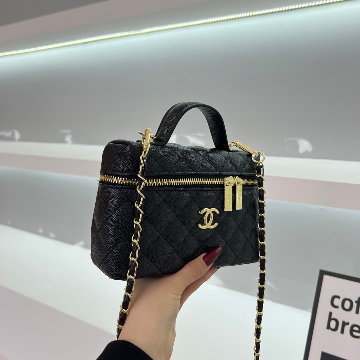 Sac cabas classique à rabat et chaîne CF, en cuir véritable de qualité supérieure, style femme.