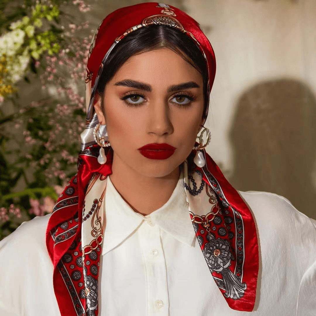 Muslim headscarf style 90*90cm satin imitation silk large square scarf fashion retro chain printed silk scarf casual headscarf