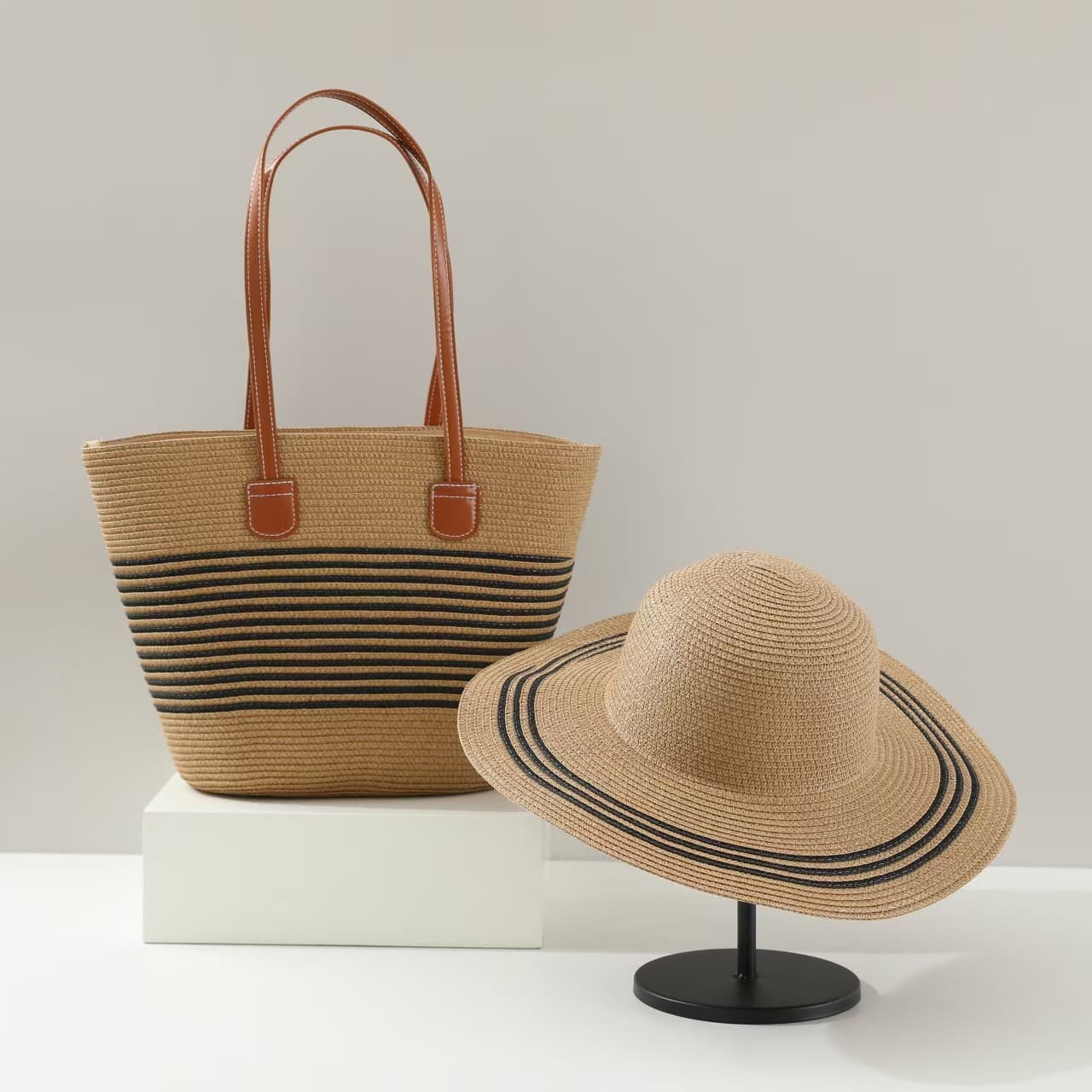 Manufacturers Supply Hot Selling Straw Hat Straw Bag Two Piece Set Sun Hat Large Brim Large Capacity Tote Bag Set Beach Bag Summer Set