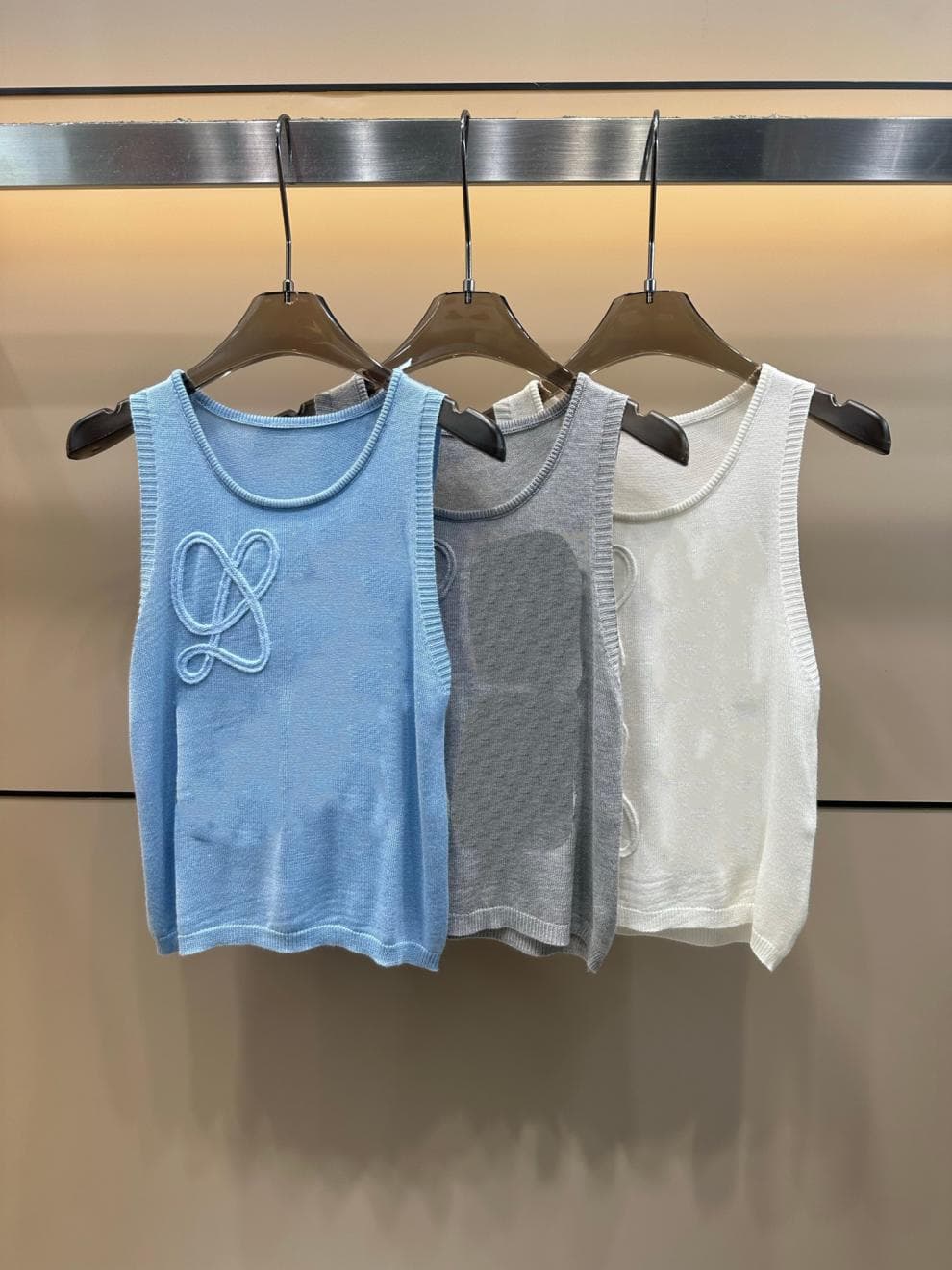 2025 Summer New Luo Italian Style Three-Dimensional Pattern Knitted Sleeveless Pullover Vest Loose Versatile Top