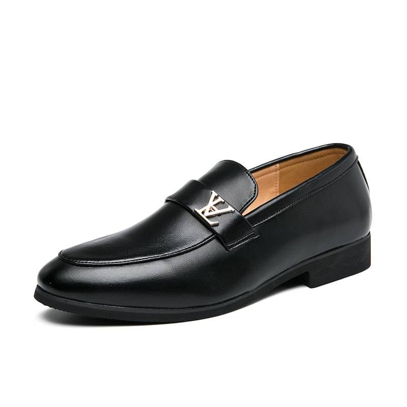 Chaussures en cuir marron tendance et chaussures habillées de marque de luxe, à la mode et formelles, avec un charme masculin unique