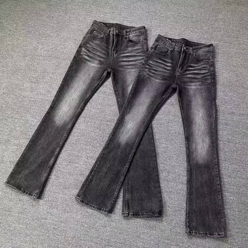 High Street Washed Gray Jeans For Men – Vintage Vibe Straight-Leg Denim With Distressed Details