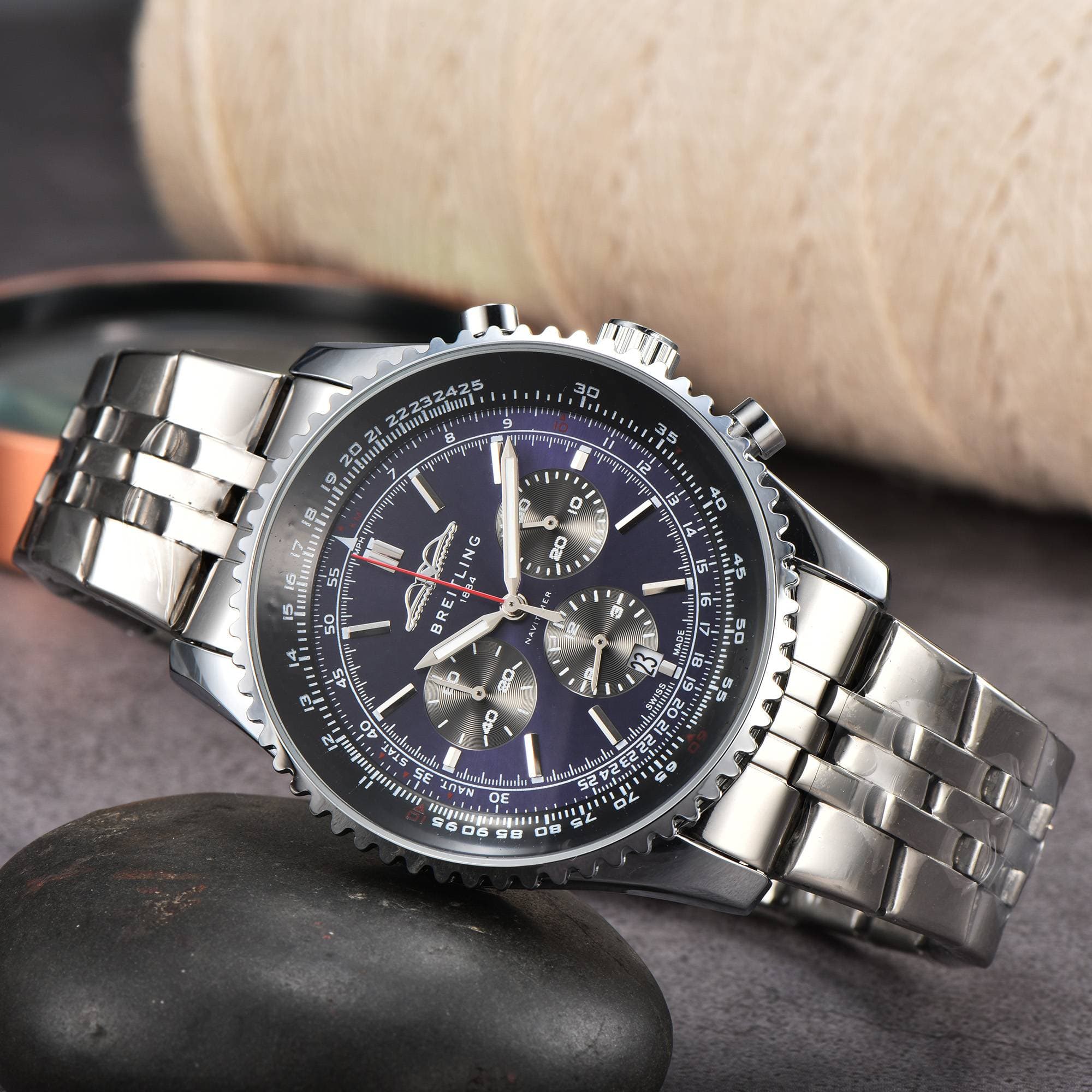 Chronographe d'aviation montre mécanique hommes cadran panda généreux mode modèles d'affaires classiques