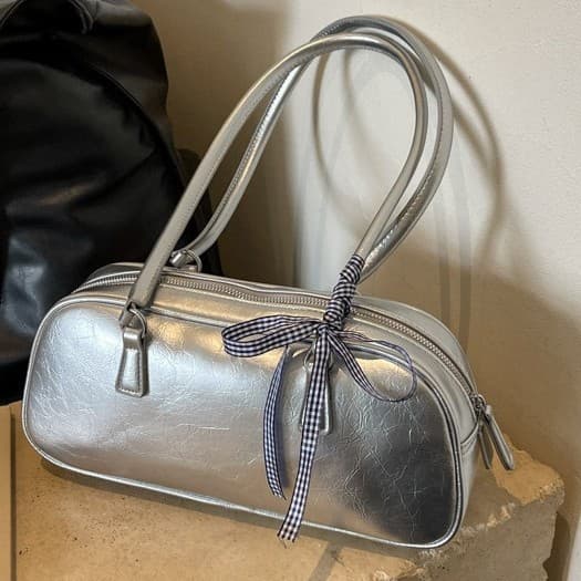 Ballet style large capacity silver women's hand-held pillow niche versatile single shoulder armpit bag, spicy girl