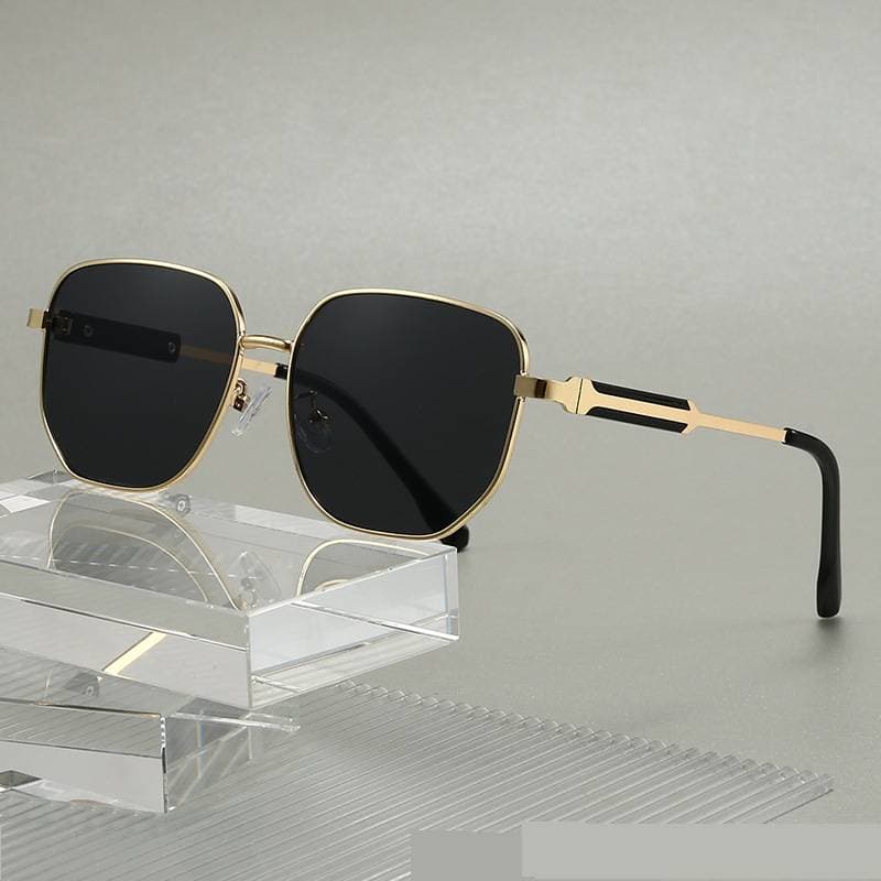 Fashionable Oversized Metal Square Sunglasses For Women High-End Style UV Protection Versatile Design