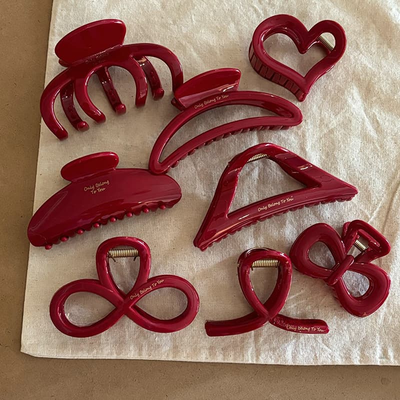 French red collection! Large hair clip letter Gold Label back head spoon updo shark clip hair accessories headdress hairpin hair grip