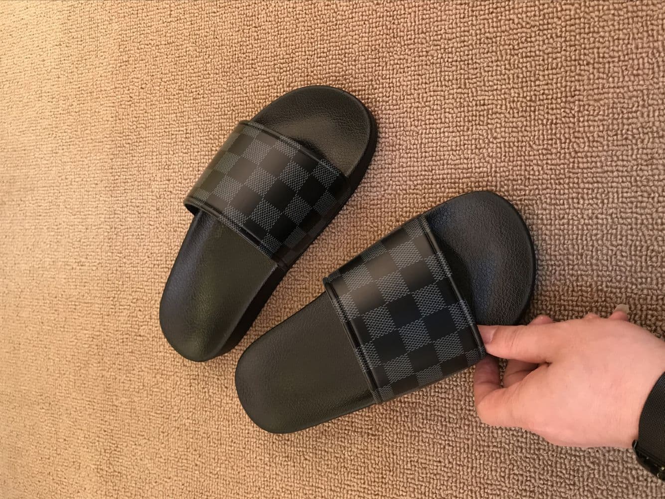 Chaussons d'été, décontractés pour hommes, pantoufles d'extérieur, unisexes, pantoufles pour couple, version coréenne, pantoufles abeille, plag