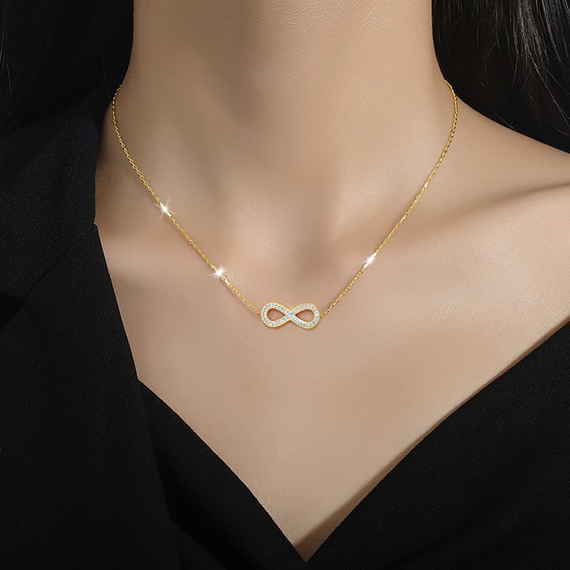 [Full Body Titanium Steel] Bow Knot Eyes Extremely Simple, Genuine Gold Necklace In The Furnace, Female Ins Mesh Red