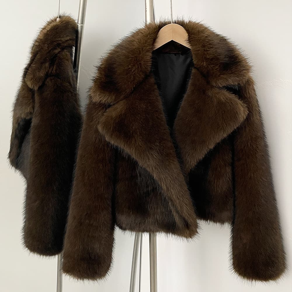 Elegant Faux Fur Collar Women's Coat - Fashionable Winter Jacket With Fox Fur Imitation, Loose Fit, Soft & Warm, S/M/L Sizes (White, Beige, Coffee)