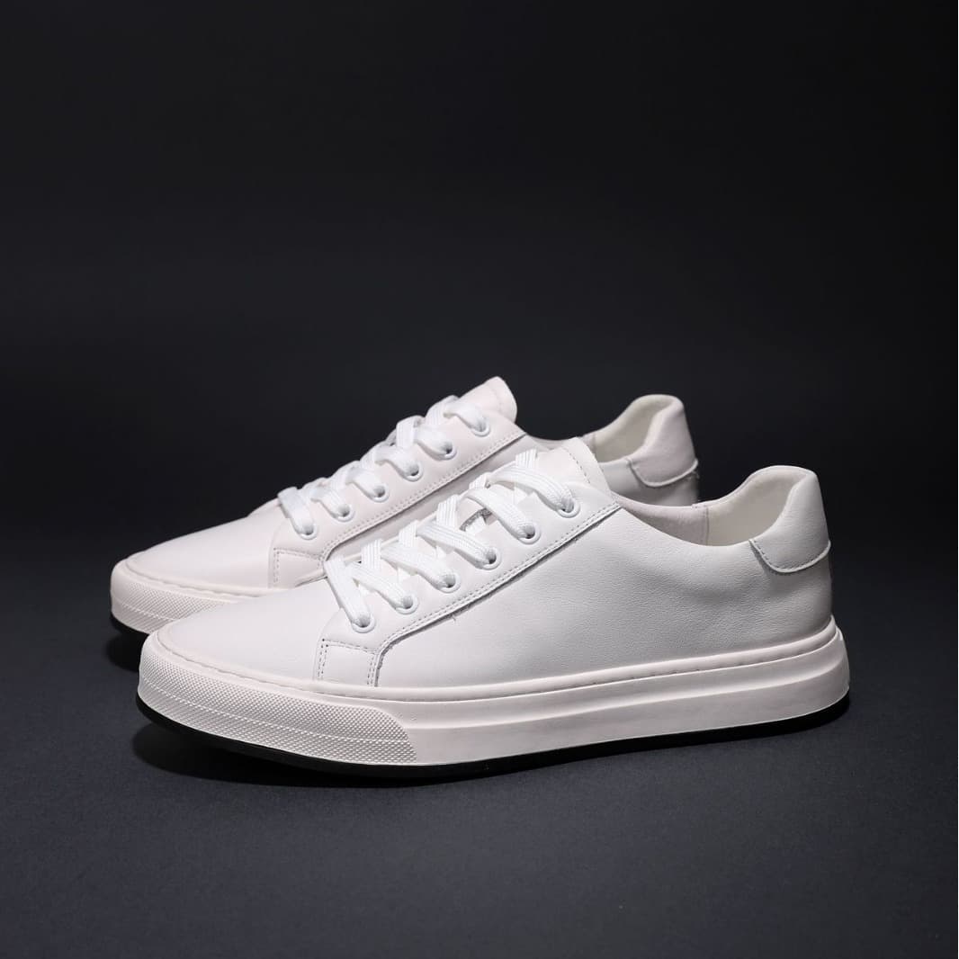 Summer Cowhide Casual Versatile Board Fashionable Low Top White Shoes, Trendy And Comfortable Korean Version Men's Shoes