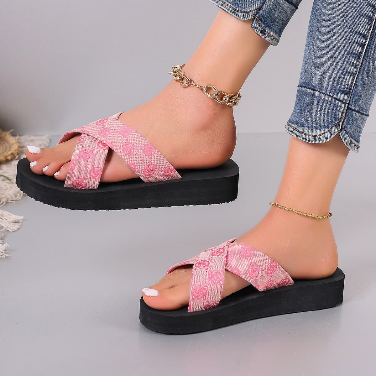 Women's Cross Strap Platform Beach Sandals Lightweight Plus Size Printed New Summer European And American Style