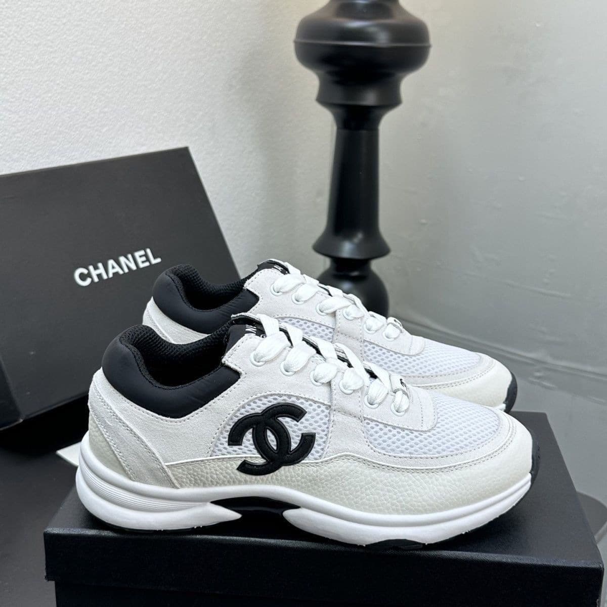 Nouvelles chaussures à semelles épaisses pour femmes, baskets tendance et polyvalentes, chaussures de running respirantes et décontractées pour h
