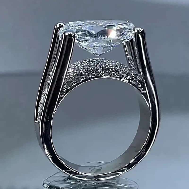 Cao Shi Four-Claw Inlaid . Hot-Selling Ring For Women High Luxury Oval Diamond Jewelry Shiny Dress Elegant Accessory