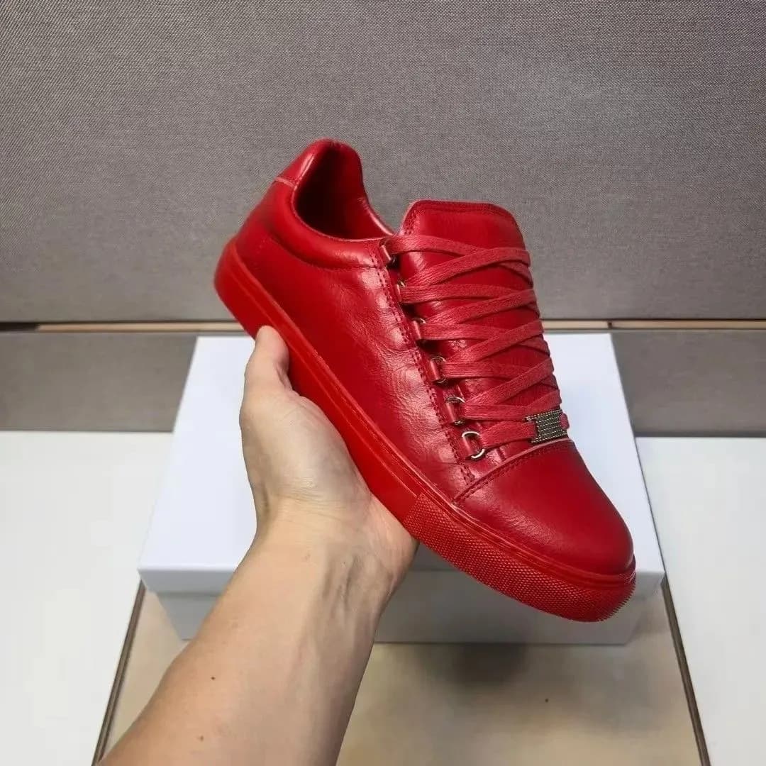 En stock 2026 Chaussures de marque à succès pour hommes et femmes, semelles épaisses rehaussantes, polyvalentes, décontractées et tendance